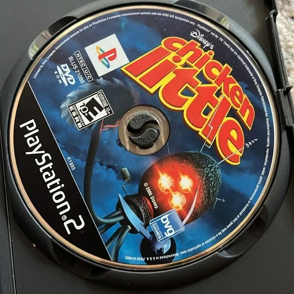 Disney Chicken Little for PlayStation 2 - Black Case - Picture 5 of 7